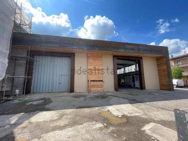 capannone in affitto a Sassuolo