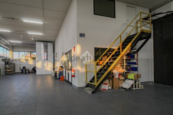 capannone in affitto a Savignano sul Panaro