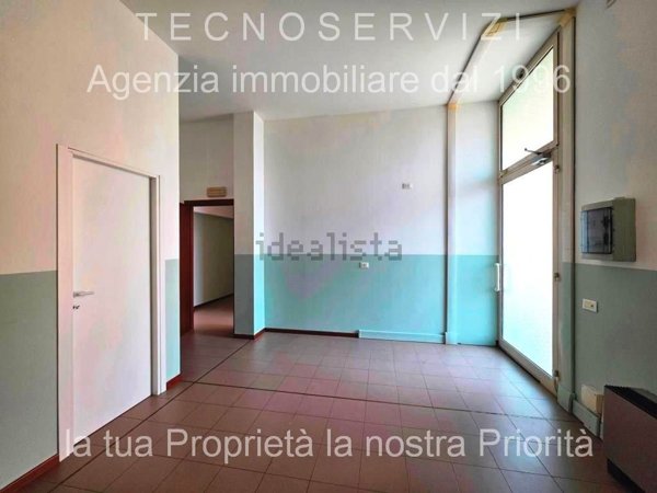 negozio in affitto a Savignano sul Panaro