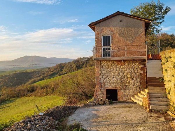 appartamento in affitto a Serramazzoni in zona Montagnana