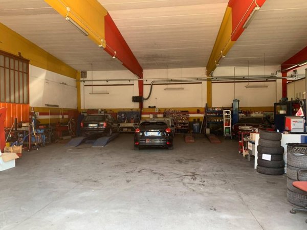 locale commerciale in affitto a Serramazzoni in zona Pompeano