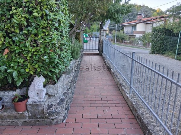 appartamento in affitto a Serramazzoni in zona Ligorzano