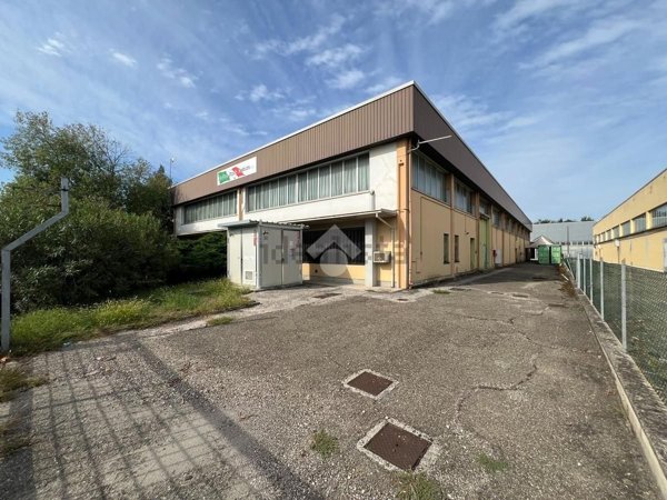 capannone in affitto a Soliera in zona Limidi
