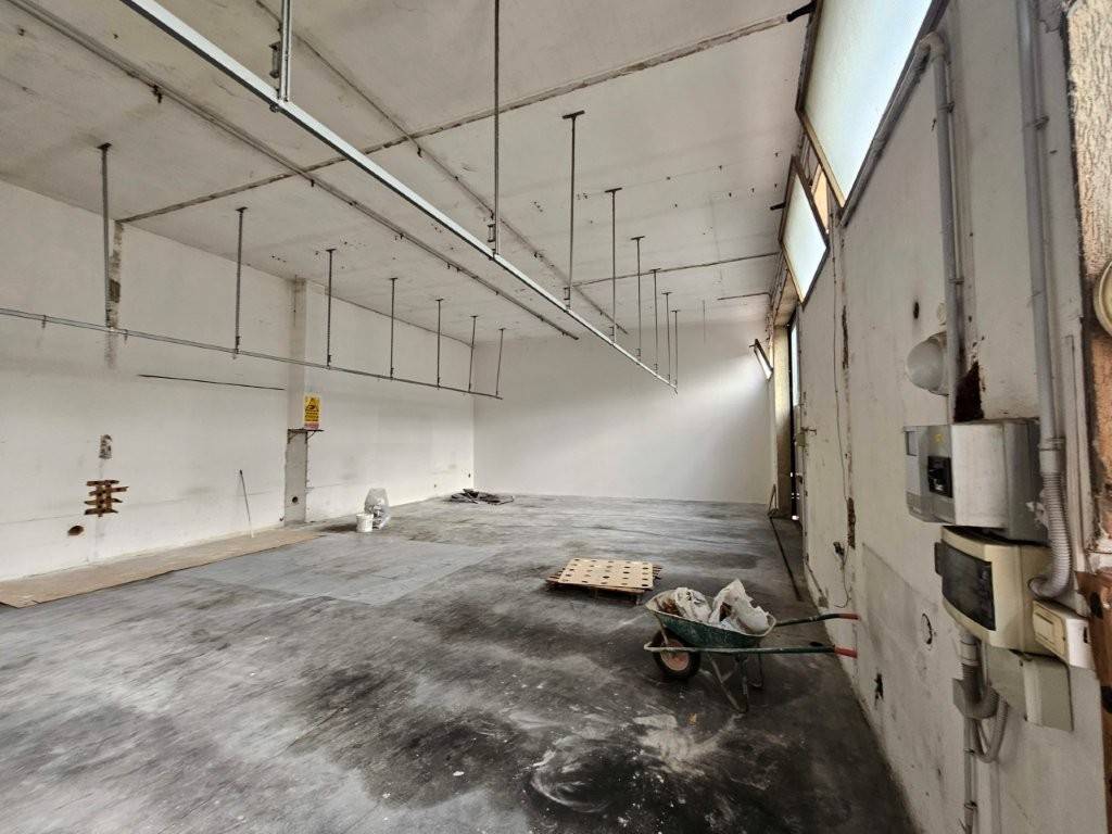 locale commerciale in affitto a Soliera