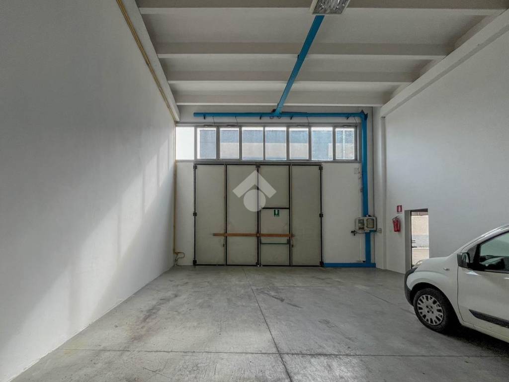 locale commerciale in affitto a Spilamberto