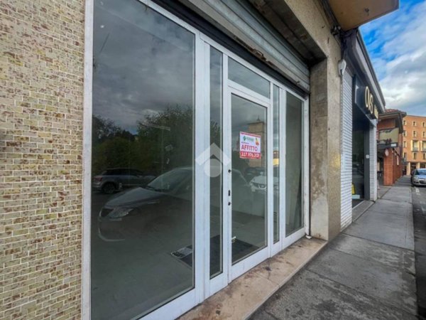 negozio in affitto a Vignola