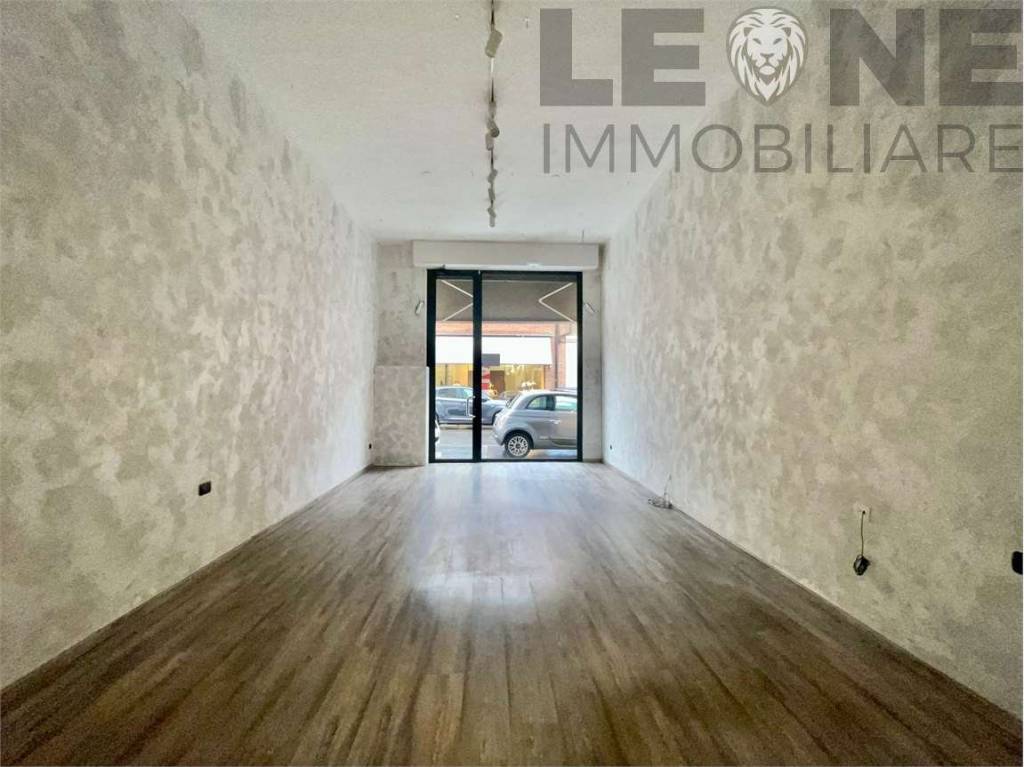 negozio in affitto a Vignola in zona Pratomaggiore