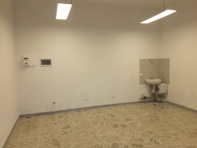 negozio in affitto a Vignola