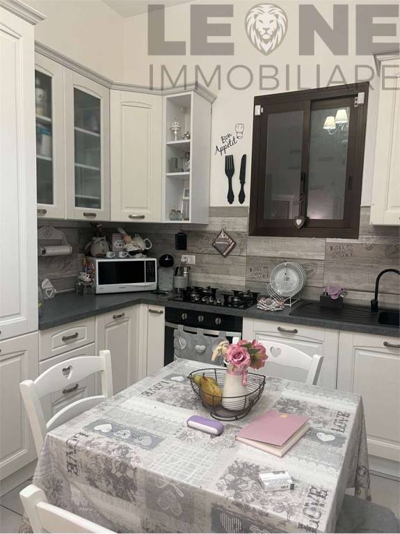 appartamento in affitto a Vignola in zona Bettolino