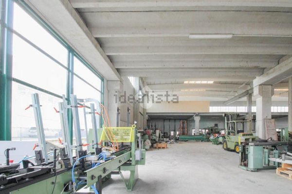 capannone in affitto a Vignola