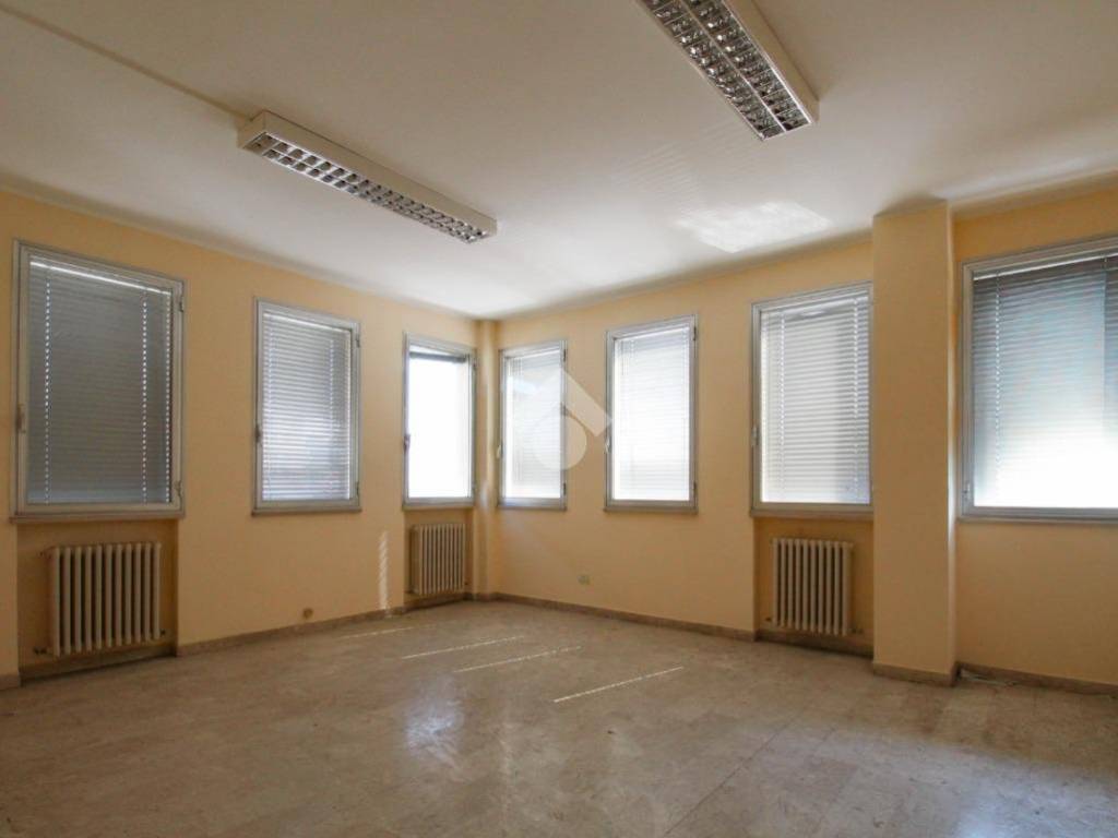 ufficio in affitto a Vignola