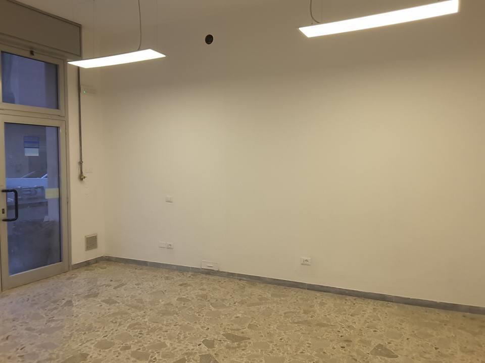 negozio in affitto a Vignola in zona Pratomaggiore