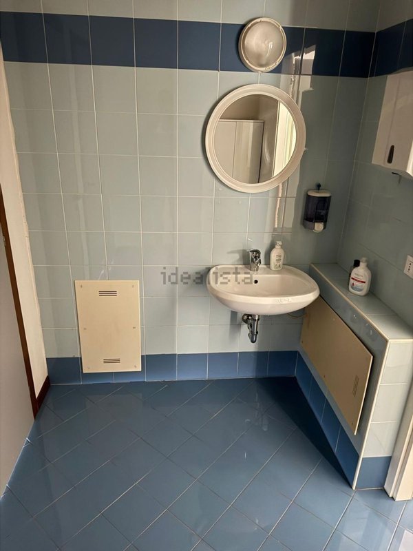 ufficio in affitto ad Anzola dell'Emilia in zona Ponte Samoggia