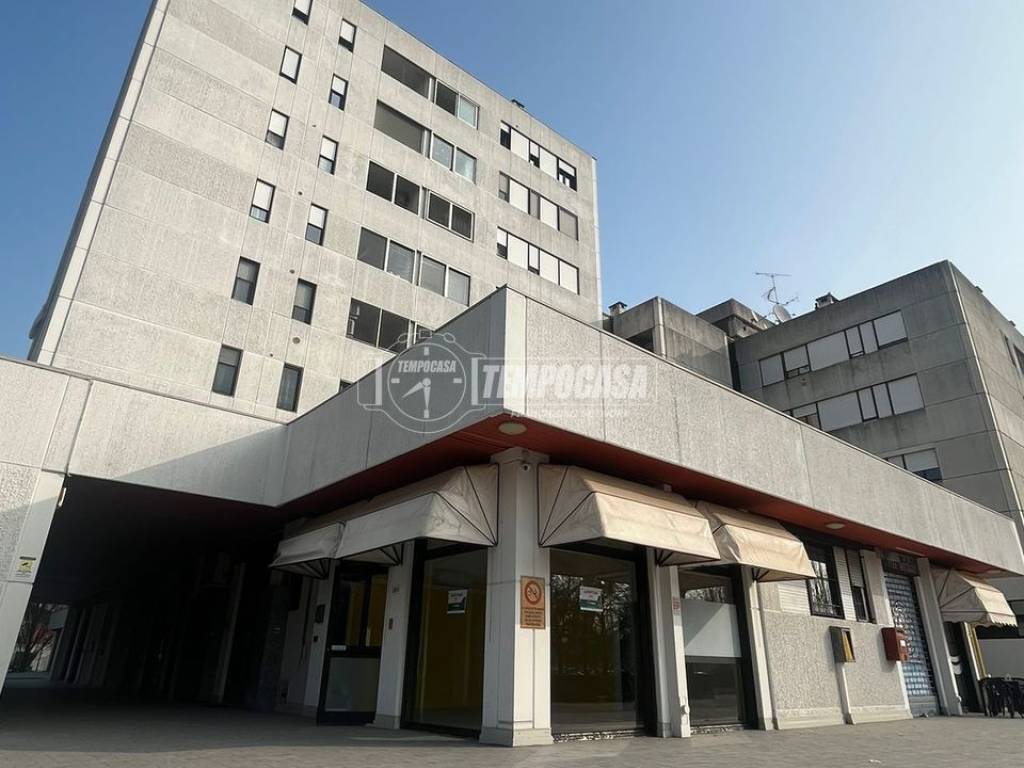 negozio in affitto ad Anzola dell'Emilia