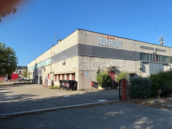 locale commerciale in affitto ad Anzola dell'Emilia in zona Lavino di Mezzo