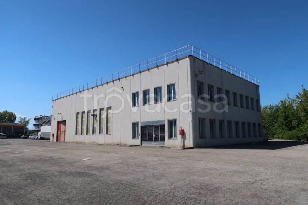 locale commerciale in affitto ad Anzola dell'Emilia in zona Lavino di Mezzo