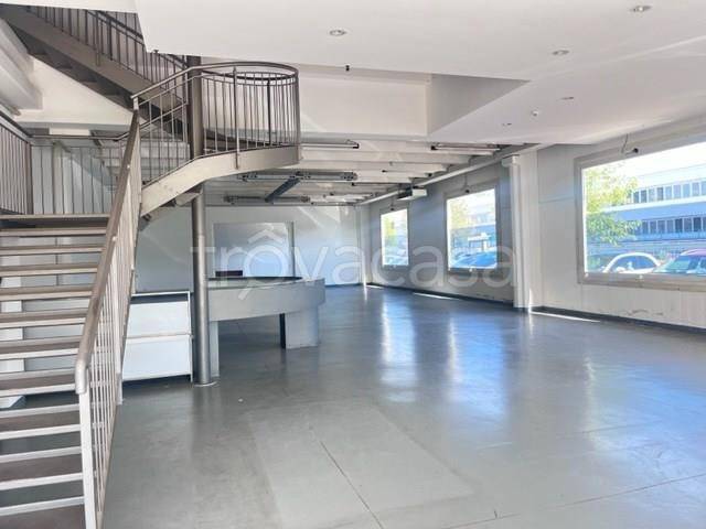 locale commerciale in affitto ad Argelato in zona Funo