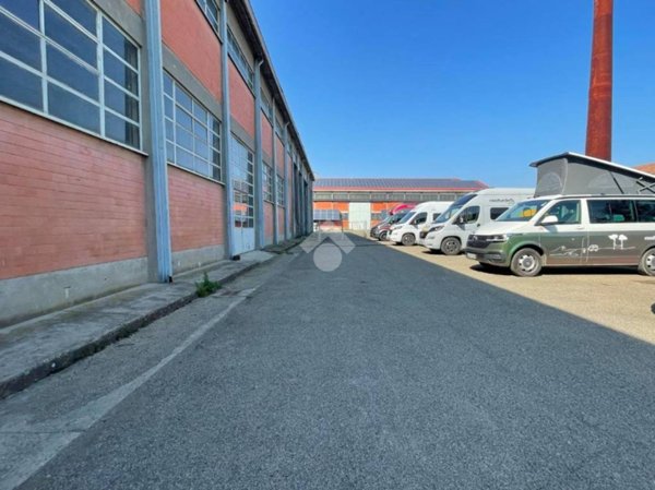 locale commerciale in affitto ad Argelato in zona Funo