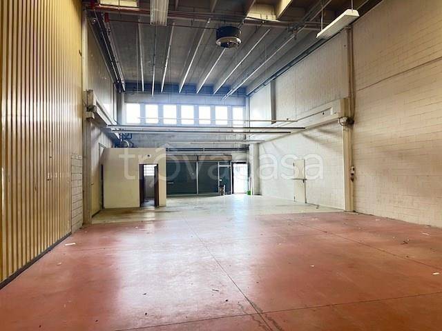 locale commerciale in affitto ad Argelato in zona Funo