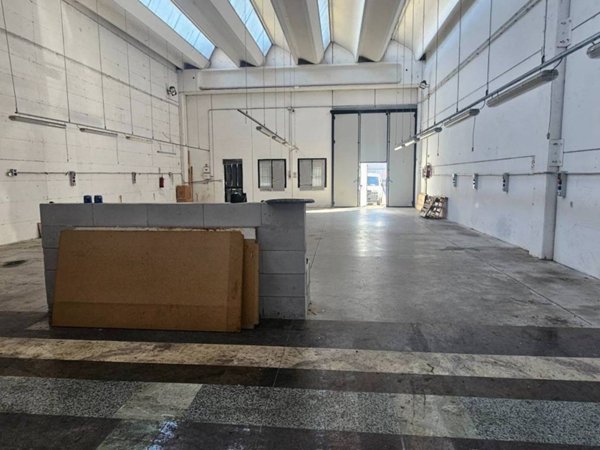 locale commerciale in affitto ad Argelato in zona Funo