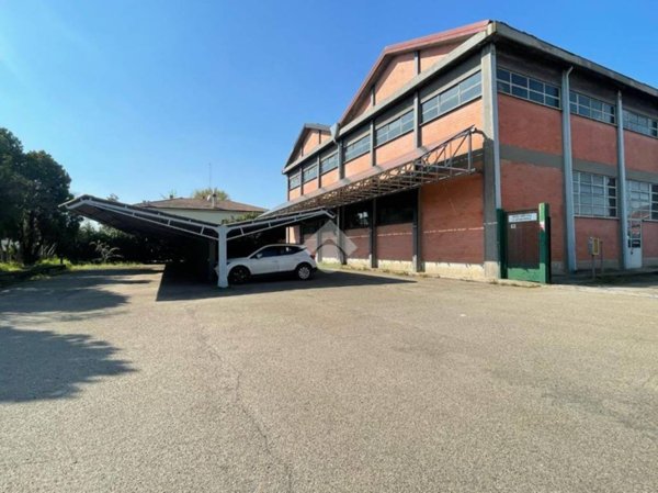 locale commerciale in affitto ad Argelato in zona Funo