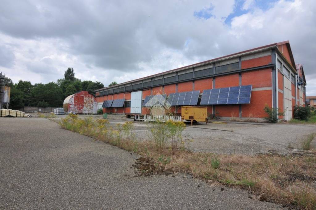 capannone in affitto ad Argelato in zona Funo