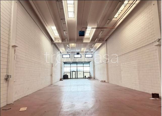 locale commerciale in affitto ad Argelato in zona Funo