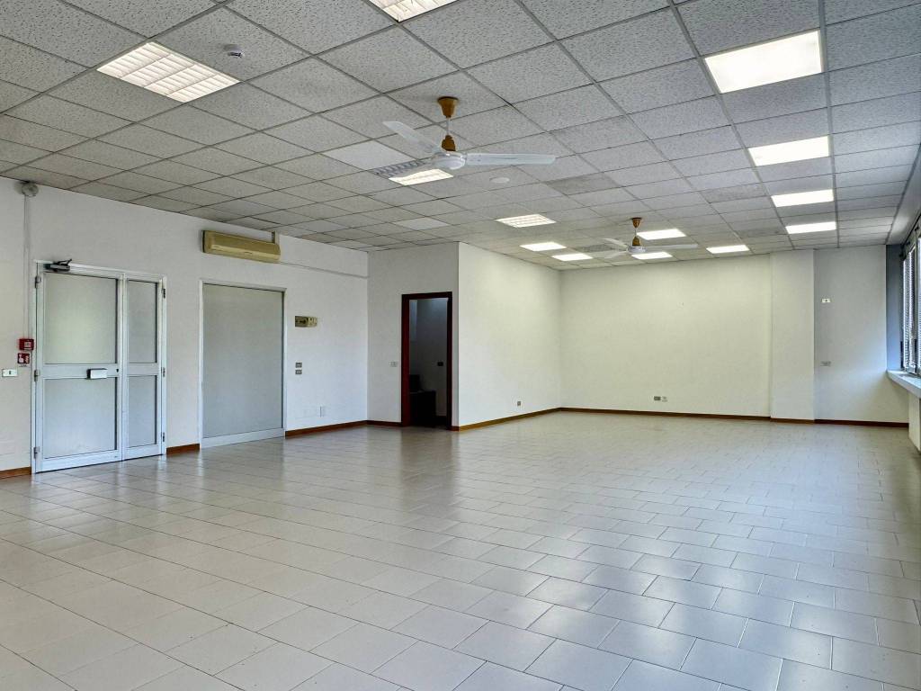 locale commerciale in affitto ad Argelato in zona Funo