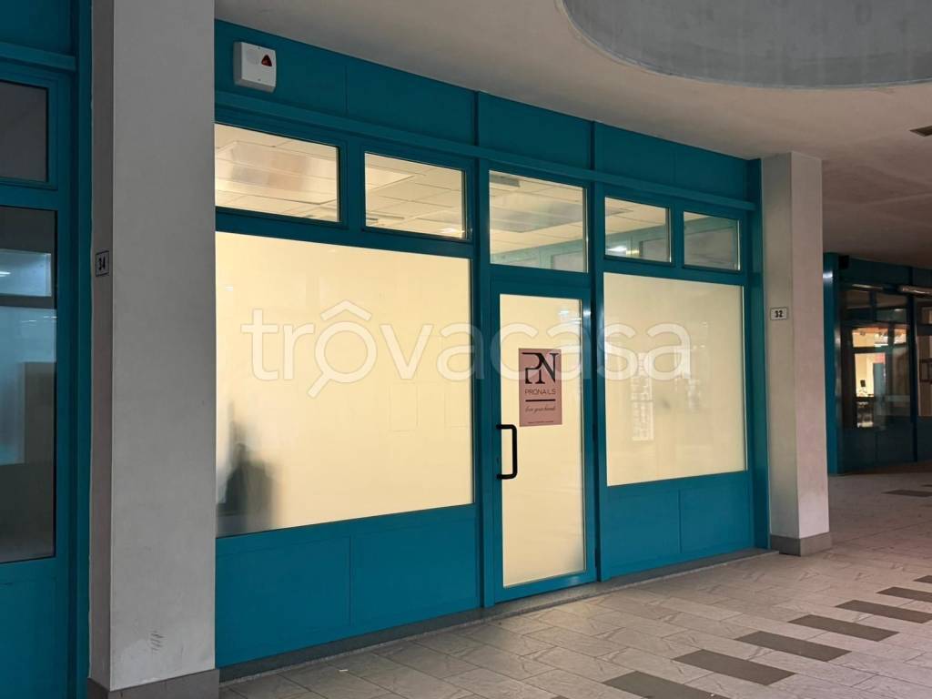 negozio in affitto ad Argelato in zona Funo