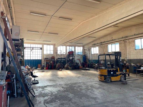 locale di sgombero in affitto a Baricella