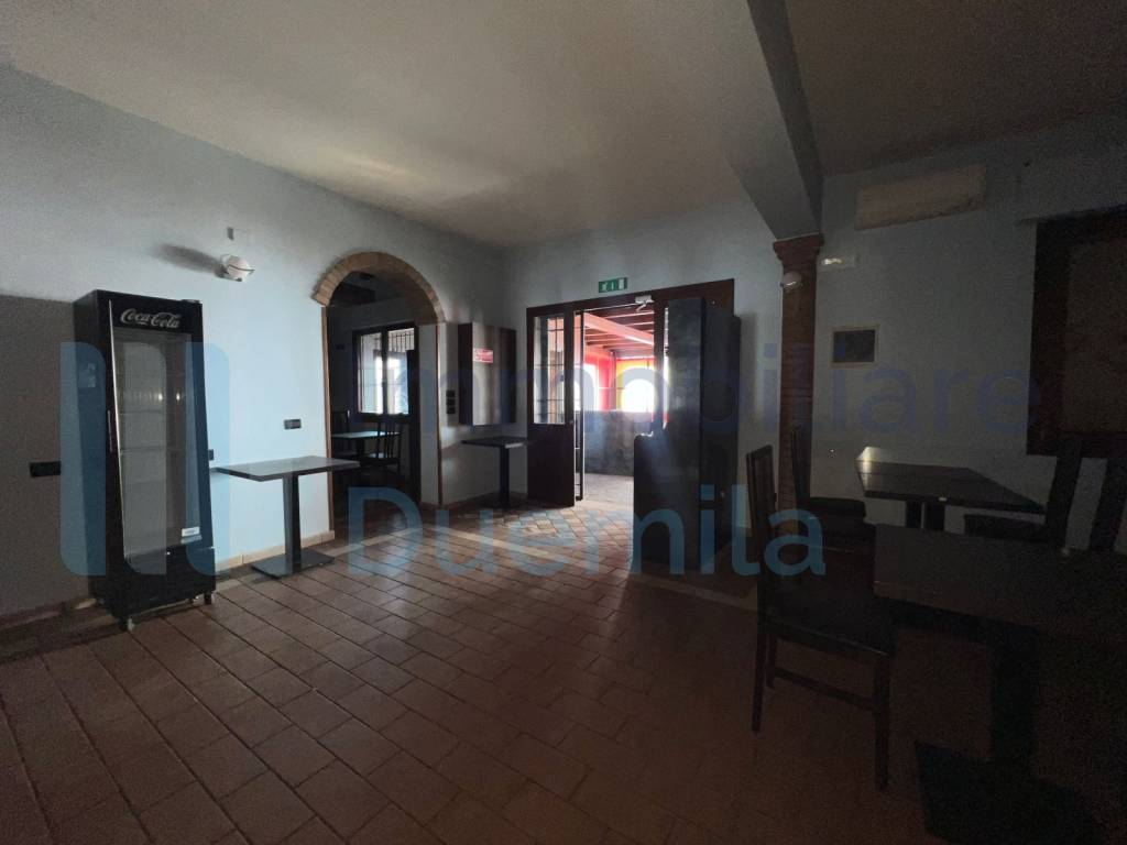 locale commerciale in affitto a Baricella