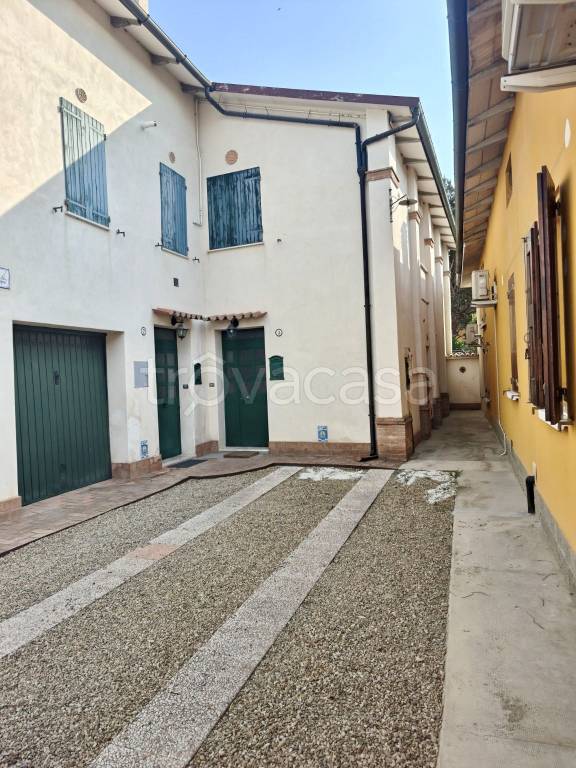 ufficio in affitto a Baricella