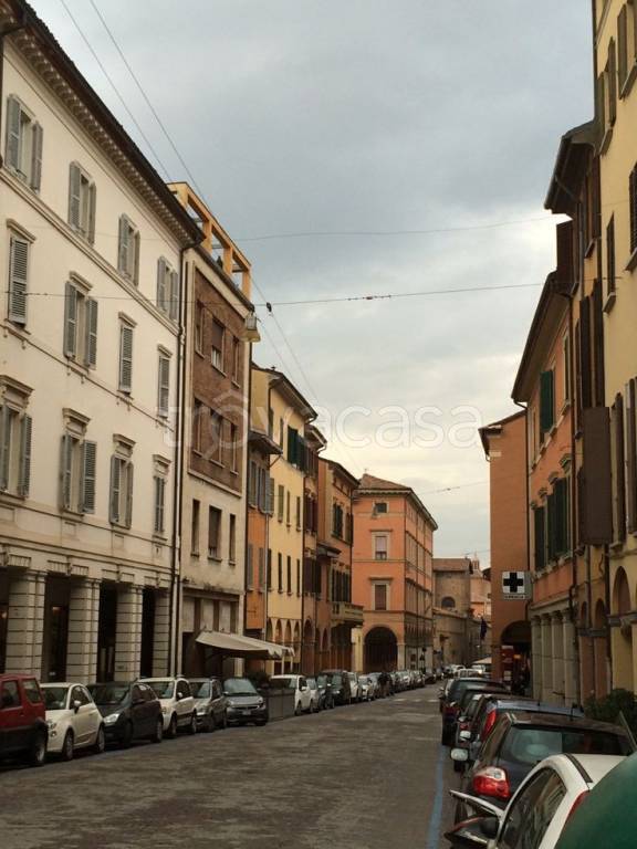 ufficio in affitto a Bologna in zona Santo Stefano