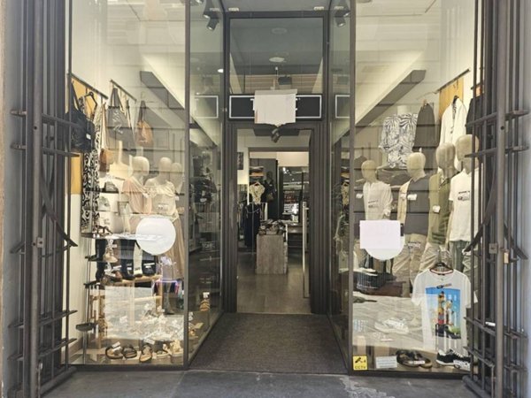 negozio in affitto a Bologna in zona Centro Storico