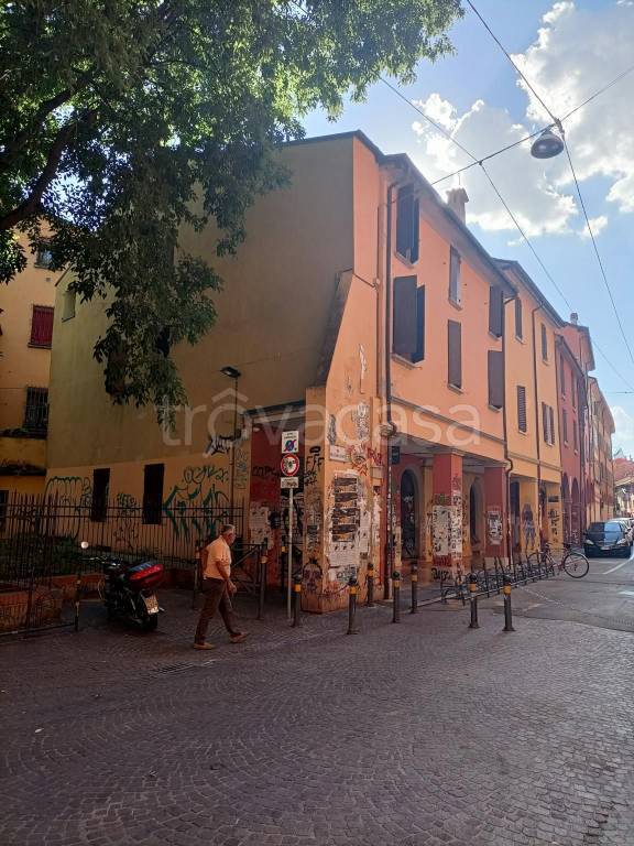 appartamento in affitto a Bologna in zona San Vitale