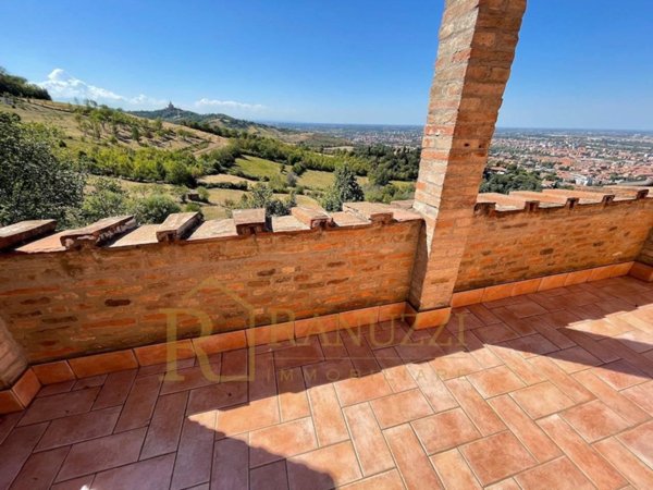 appartamento in affitto a Bologna in zona Santo Stefano