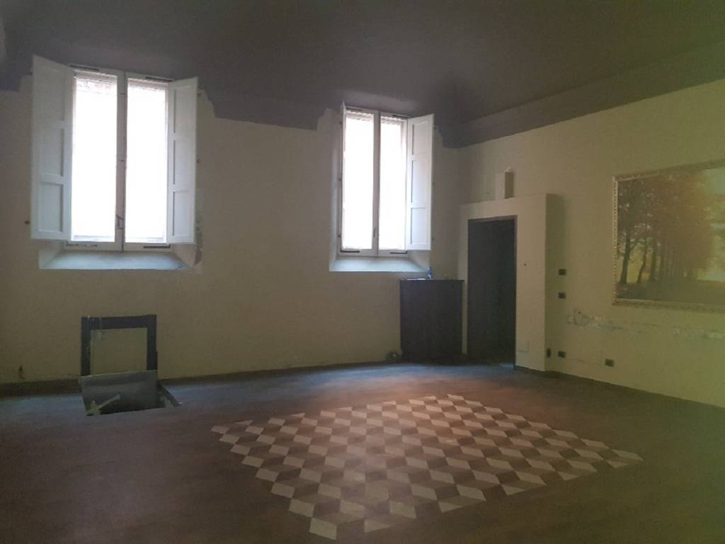 negozio in affitto a Bologna in zona Centro Storico