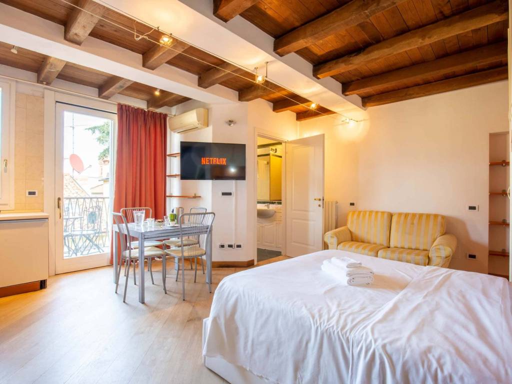 appartamento in affitto a Bologna in zona Santo Stefano