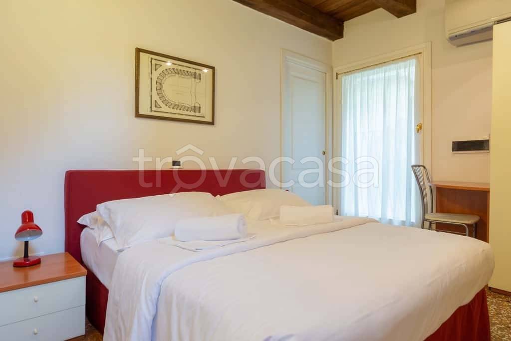 appartamento in affitto a Bologna in zona Santo Stefano