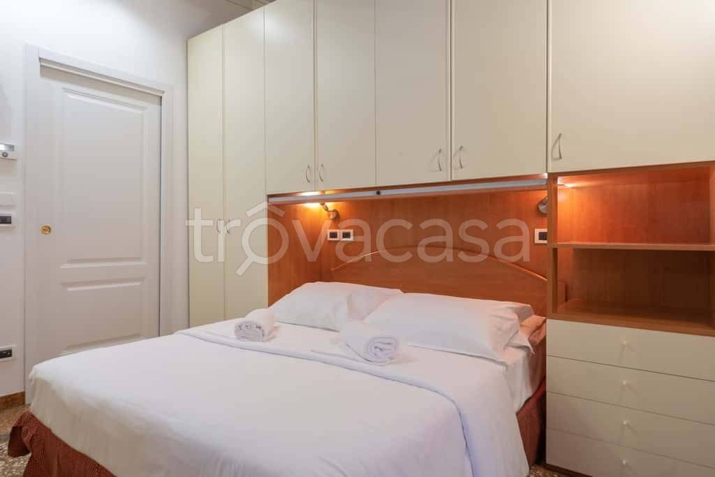 appartamento in affitto a Bologna in zona Santo Stefano
