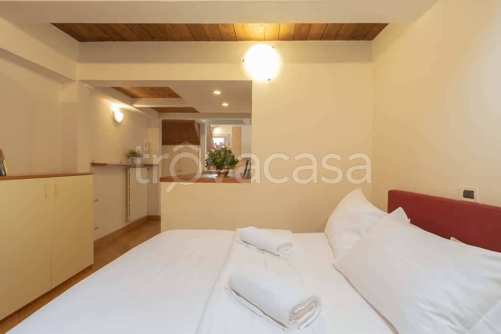 appartamento in affitto a Bologna in zona Santo Stefano