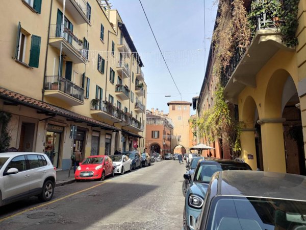 appartamento in affitto a Bologna in zona Santo Stefano