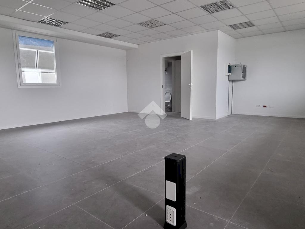 ufficio in affitto a Bologna