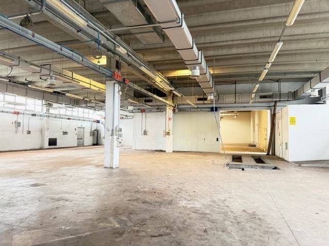 locale commerciale in affitto a Bologna in zona Bolognina