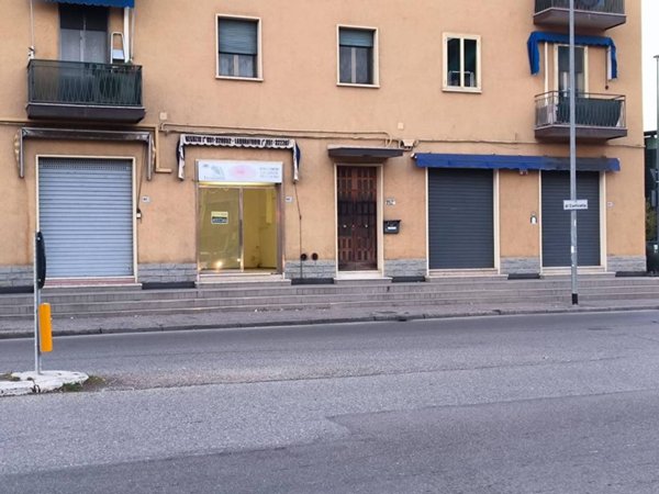 negozio in affitto a Bologna in zona Corticella