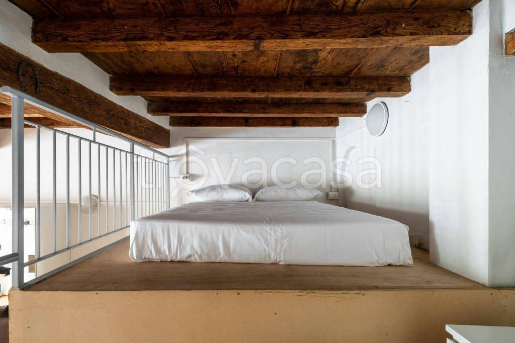 appartamento in affitto a Bologna in zona Santo Stefano
