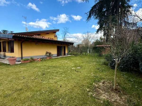 casa indipendente in affitto a Bologna in zona Savena