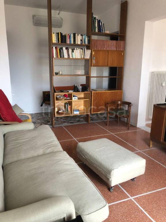 appartamento in affitto a Bologna in zona San Vitale