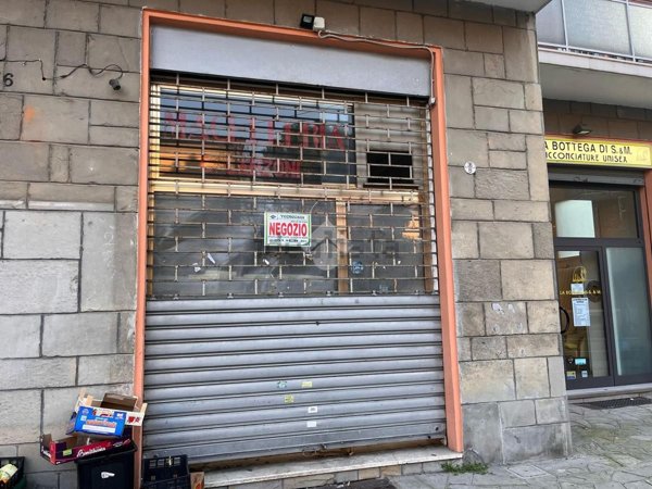 negozio in affitto a Bologna