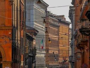 negozio in affitto a Bologna in zona Centro Storico